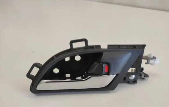 Honda CR-V Front door interior handle