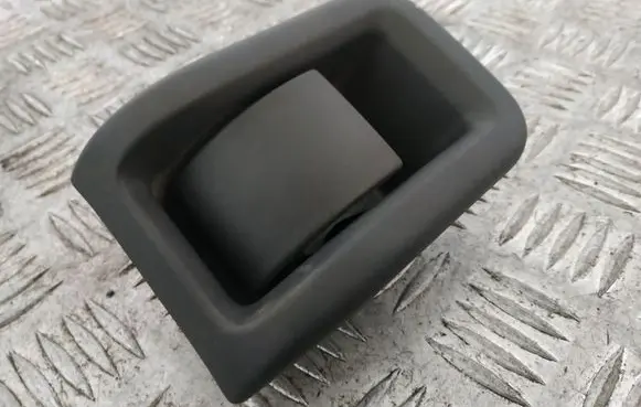 Engine bonnet (hood) release handle