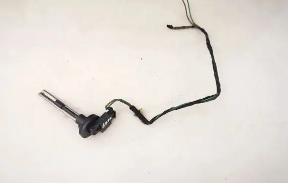 BMW 3 E90 E91 Interior temperature sensor 6915391