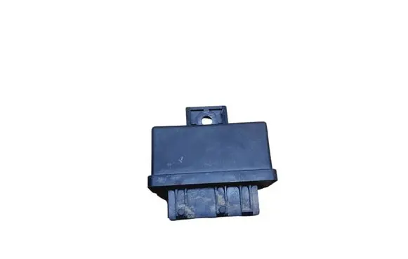 Peugeot Partner Fuel pump relay 240107