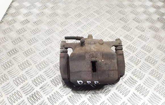 Nissan X-Trail T31 Front brake caliper