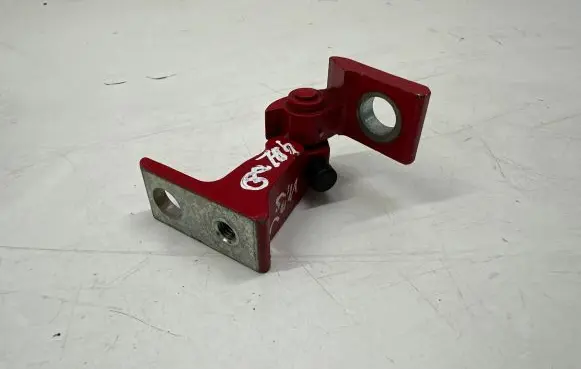 Audi Q2 - Rear door upper hinge