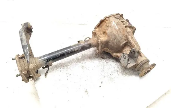 Mitsubishi L200 Front differential 