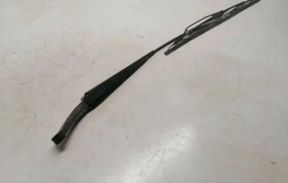 Volvo V70 Front wiper blade arm 8624246 SP8324269 SP8624269