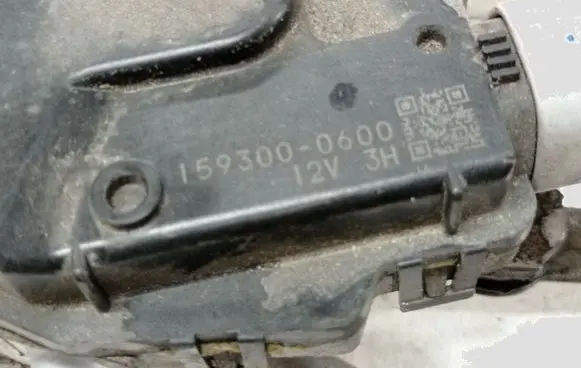 Mazda 5 Front wiper linkage and motor 1593000600