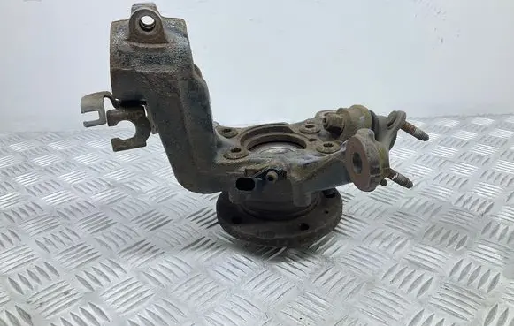 Audi Q3 8U Front wheel hub 1K0407255AA