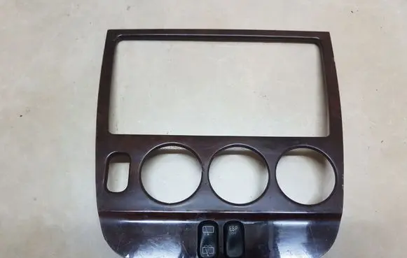 Mercedes-Benz ML W163 Dashboard center trim panel 16754898