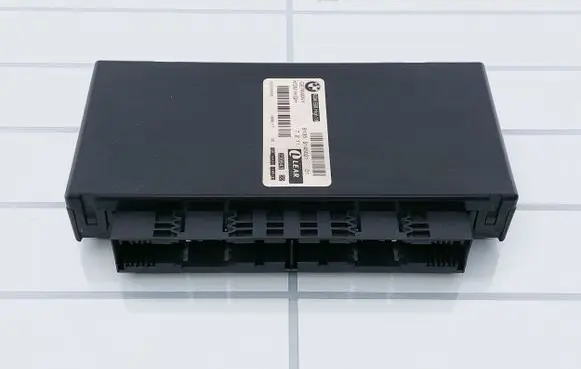 BMW 5 E60 E61 Central body control module 23994322 9145021 7211