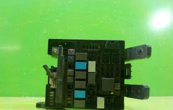 Hyundai ix35 Fuse box set 914432Y290 BEZPIECZNIKOW