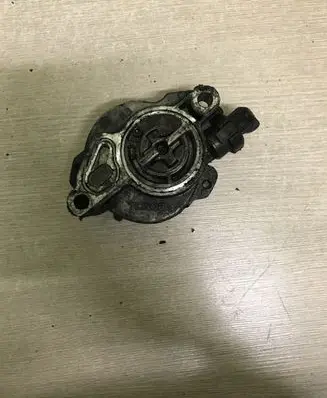 Peugeot 307 Vacuum pump