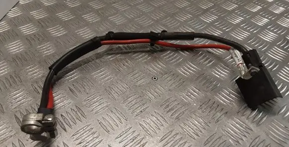Volkswagen Golf VII Positive cable (battery) 5Q0971228K