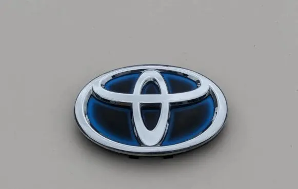 Toyota Prius (XW30) Front bumper 75311-47011