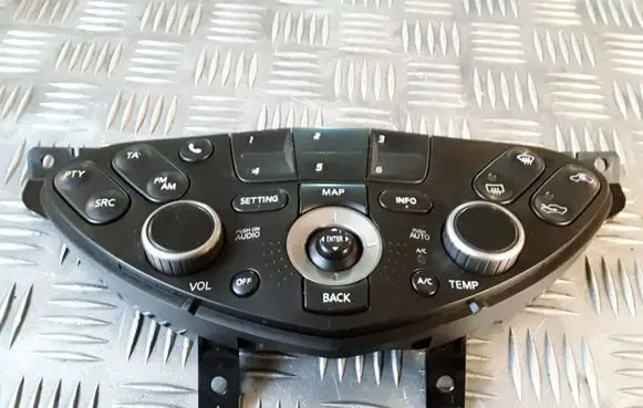 Nissan Primera Climate control unit 28395AV611 CSW5841C 31253720H