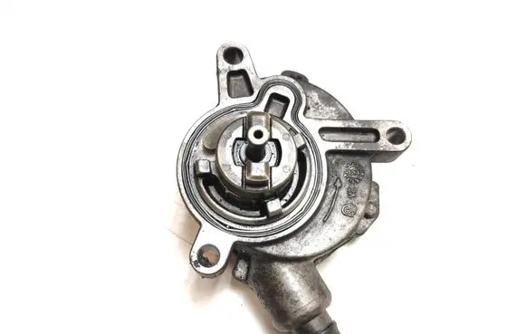 Volvo S80 Vacuum pump 30731825