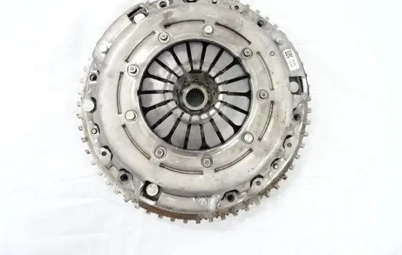 Dacia Sandero III Clutch set kit 302102441R