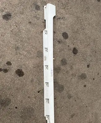Volkswagen PASSAT B8 Front sill (body part) 3G0853858F