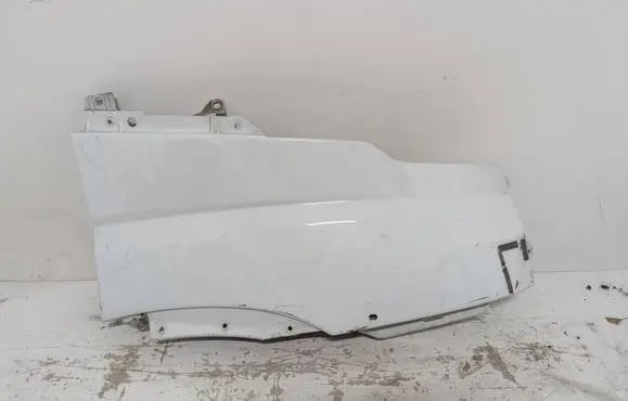 Iveco Daily 6th gen Fender