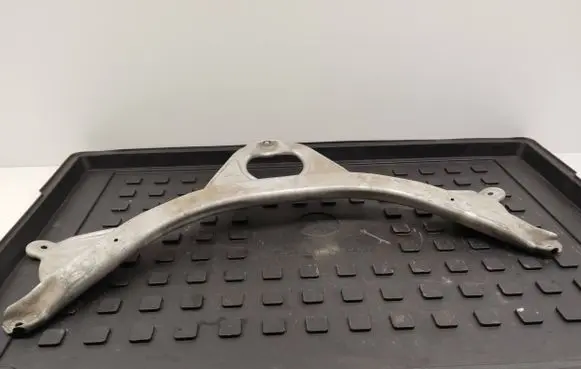 Other engine bay part