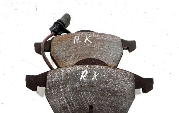 Audi A4 S4 B7 8E 8H Brake pads (front) 