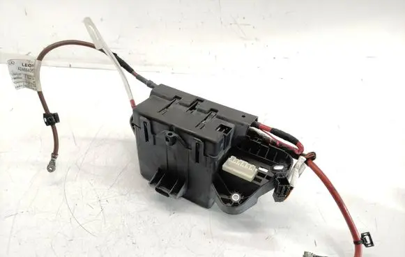Mercedes-Benz B W246 W242 Charging relay A0009822023 1306840500 A2465406332