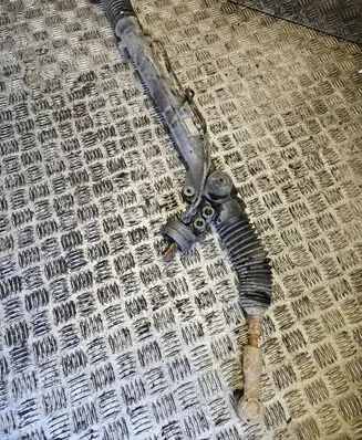 Volkswagen PASSAT B5 Steering rack 8D1422066F