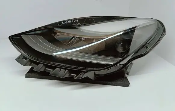 Tesla Model Y Headlight/headlamp 151495220E L1964 01531945