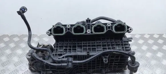 Volkswagen PASSAT B8 Intake manifold 04E129711M 04E145749B 03F133062C