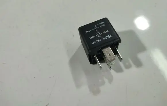 Toyota Avensis Verso Other relay 