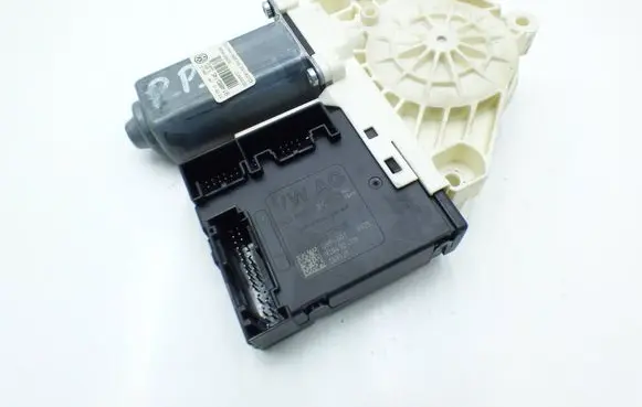 Volkswagen PASSAT CC Front door electric window regulator 3C8837462M 3C8959701 3C0959793C