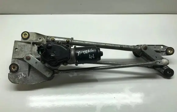 Nissan X-Trail T30 Front wiper linkage and motor 3132-32740