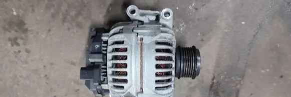 Audi A5 8T 8F Generator/alternator 06H903016L 0124525113