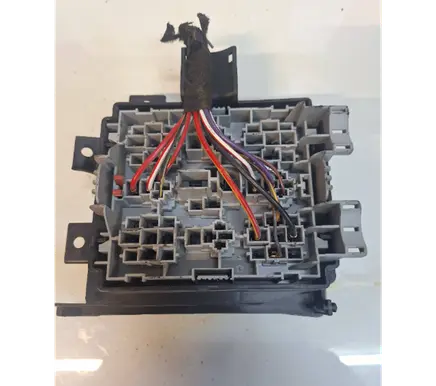 Volkswagen Touareg II Fuse box set 7L0937503A