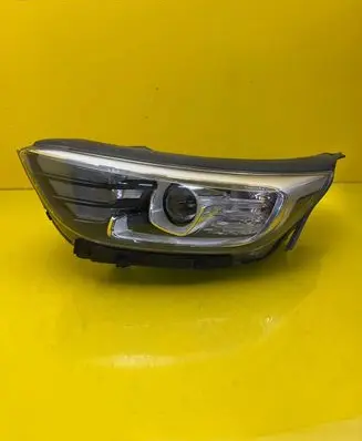 KIA Stonic Headlight/headlamp 92101H8