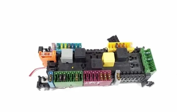Mercedes-Benz ML W166 Fuse module A1669062501