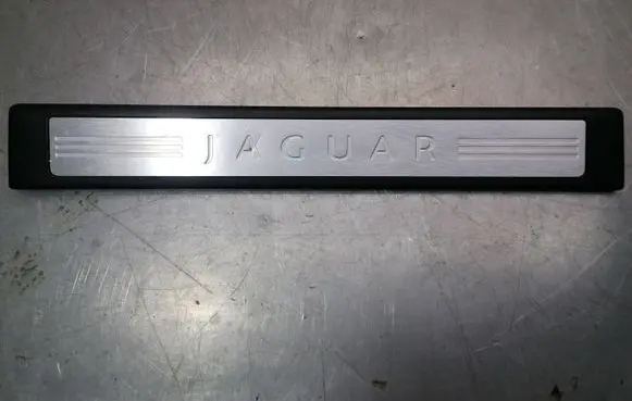 Jaguar XF Front sill trim cover 8X2314201AF