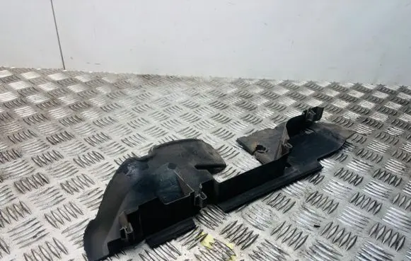 Audi A1 Intercooler air channel guide 8X0121284D