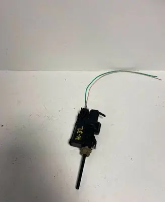 Renault Espace IV Fuel tank cap lock 8200305732