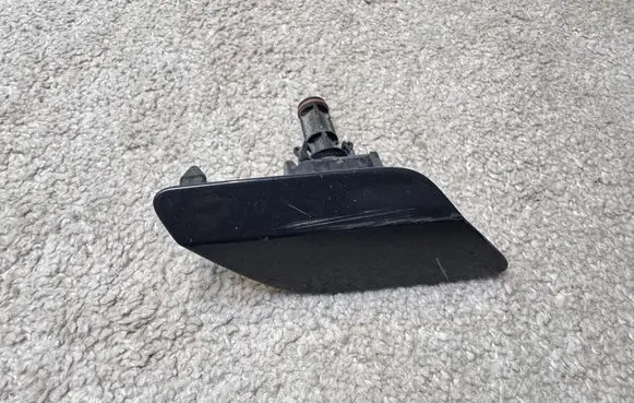 Volkswagen Golf VII Headlight washer spray nozzle cap/cover 5G0955110