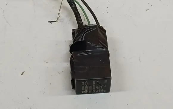 Volkswagen Golf IV Other relay