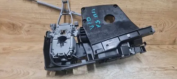 Volvo V70 Front door lock 31253666