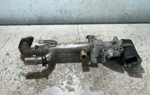 Ford Galaxy EGR valve cooler 8653691 993062H H44GA