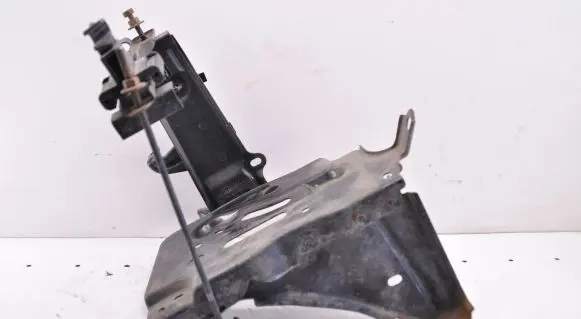 Toyota Verso-S Battery box tray 