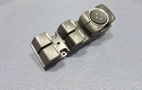 Ford Mustang I Electric window control switch LV4T-14540-ACW