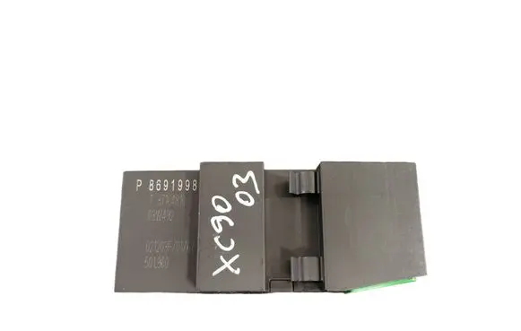 Volvo XC90 ESP (stability system) control unit P8691998 T37164810 03W492