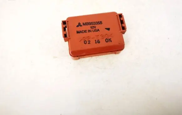 Mitsubishi Space Star Other control units/modules mb953355