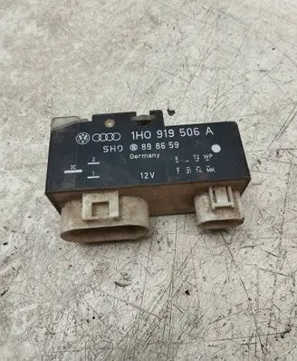 Coolant fan relay