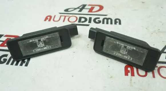 Subaru Trezia Number plate light 9682403680