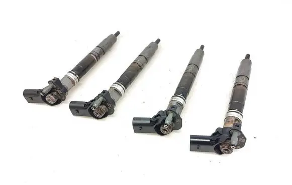 Volkswagen Transporter - Caravelle T5 Fuel injectors set 03L130277C 2B5UGTX 0445116035