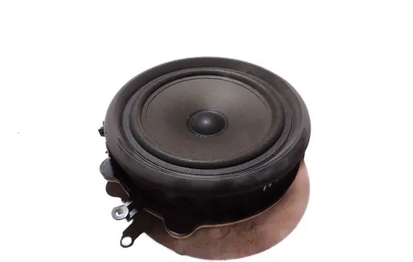 Audi A4 S4 B7 8E 8H Front door speaker 8E0035411