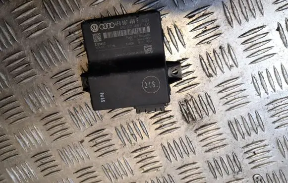 Audi A6 S6 C6 4F Gateway control module 4F0907468F